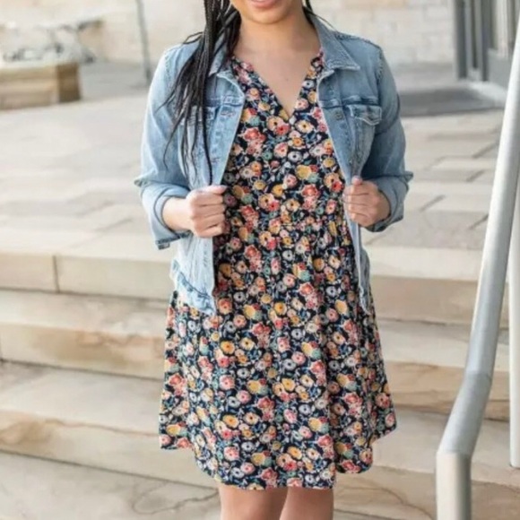 LOFT Floral Side-Tie Henley Mini Dress, MP, Navy and Red/Orange/Yellow - Picture 13 of 16